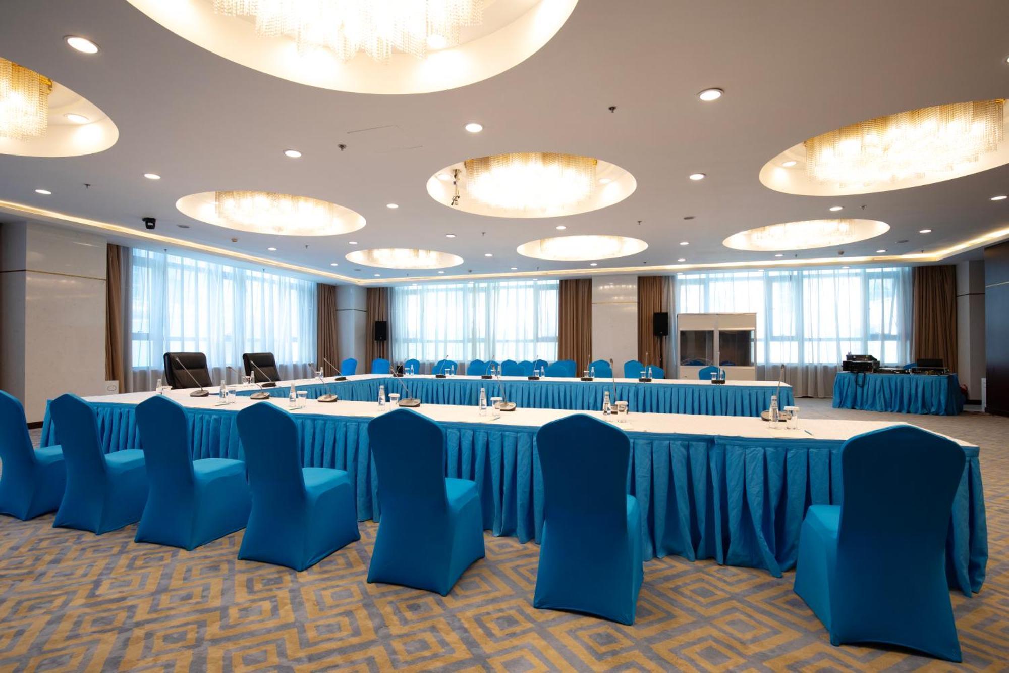 Beijing Palace Soluxe Otel